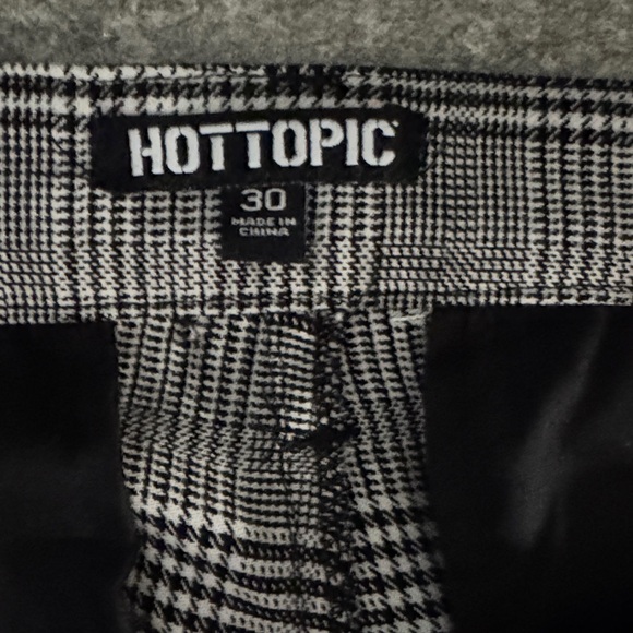 Black & white Houndstooth Fall pants - Picture 5 of 9